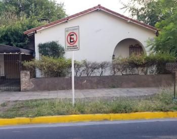 Chalet 3 ambientes sobre dos lotes, Ituzaingo