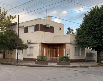 CASA 4 AMBIENTES, MORON 