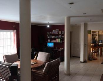 OPORTUNIDAD. Casa de 6 ambientes, Castelar Norte.