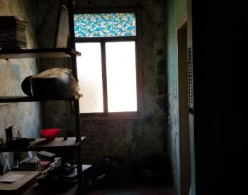 Chalet  tres ambientes a refaccionar.